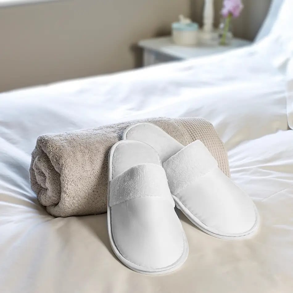 Satin sales bedroom slippers